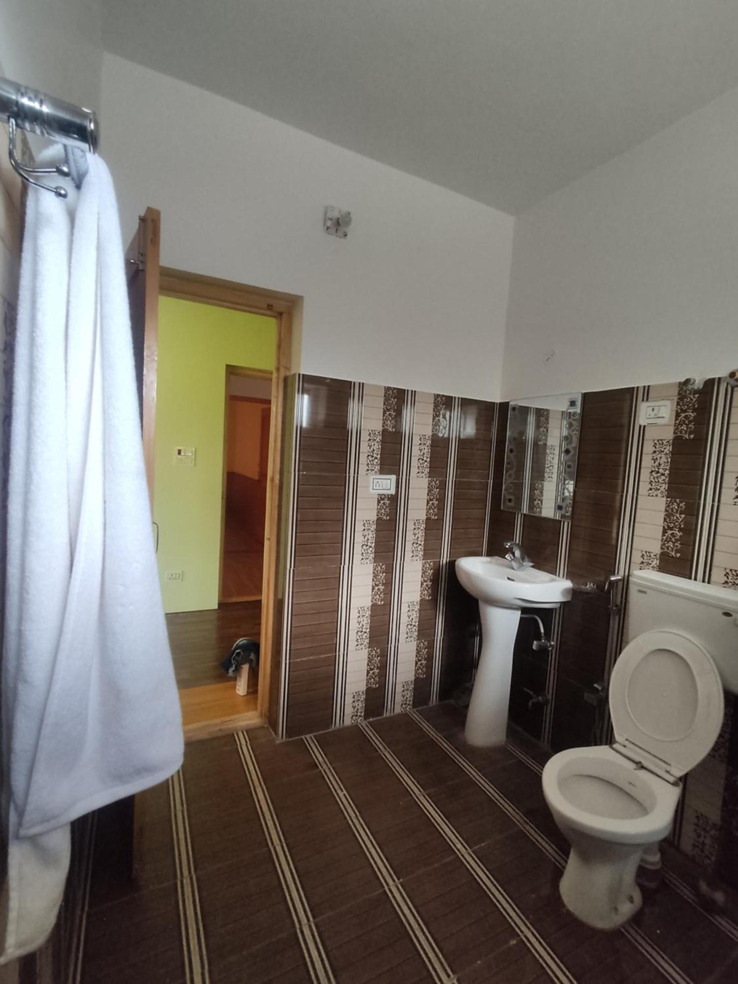 Streamlet Homestay Leh Exteriör bild