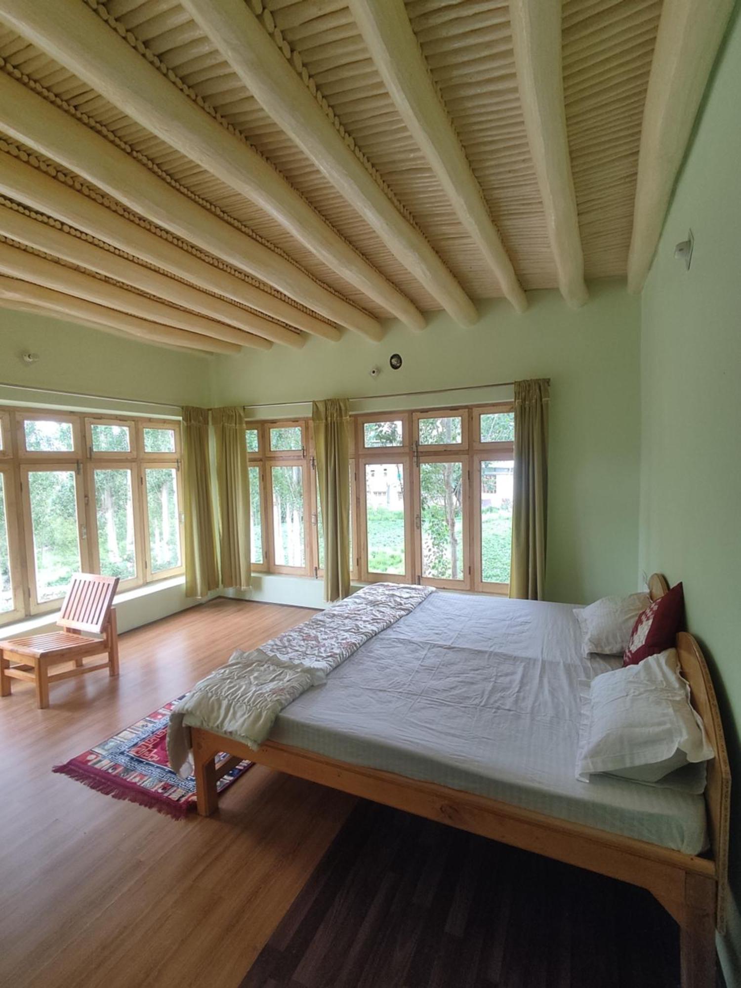 Streamlet Homestay Leh Exteriör bild
